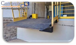 Plataforma niveladora de doca com guarda corpo 3000 kg MKS Marksell