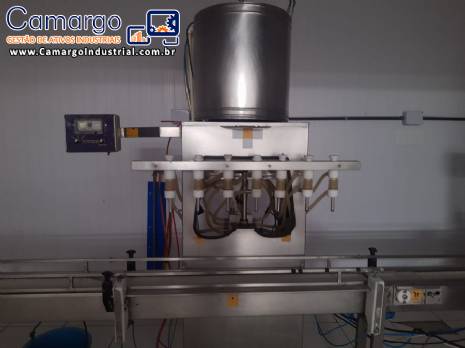 Envasadora linear 14 bicos com rinser e rosqueadora de tampas Aplim�quinas